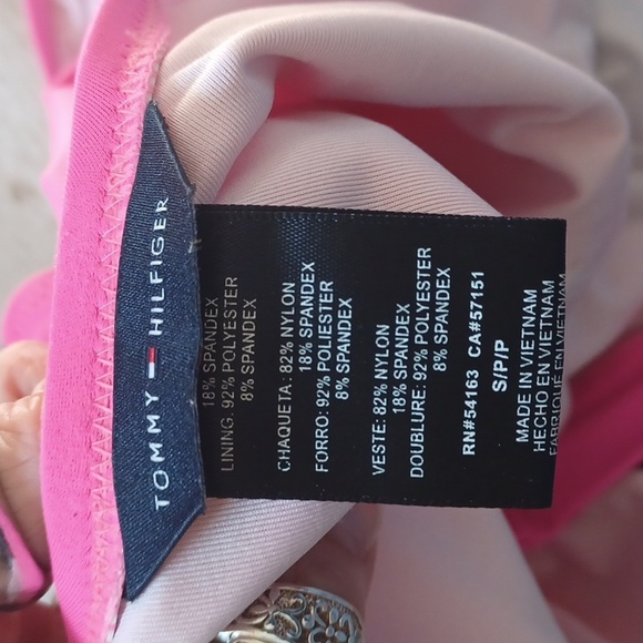 Stunning Tommy Hilfiger Perfectly Pink Zipper Front Bathing Suit - Picture 9 of 9